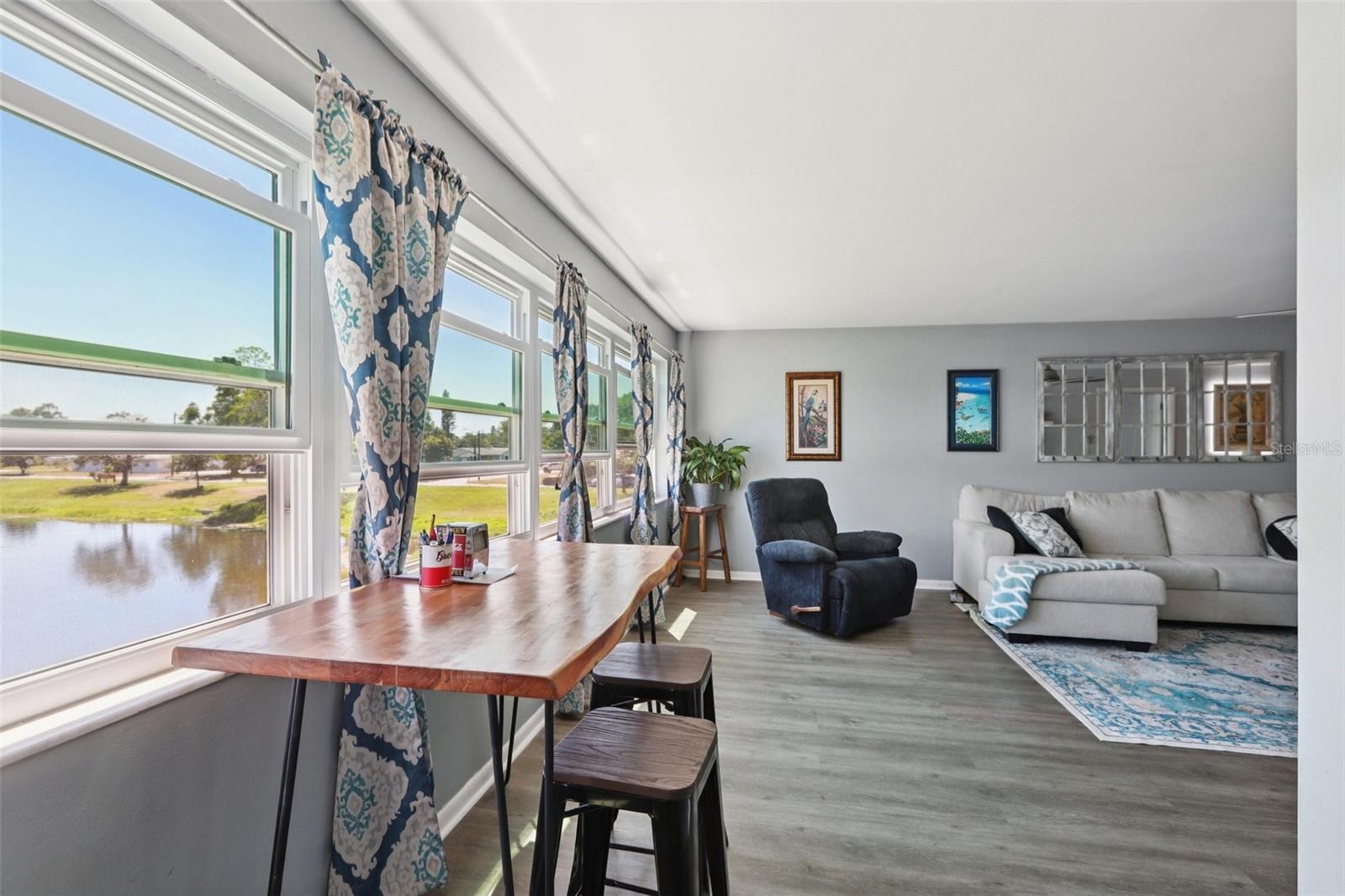 Image 16 of 28 For 3850 13th Avenue N 210