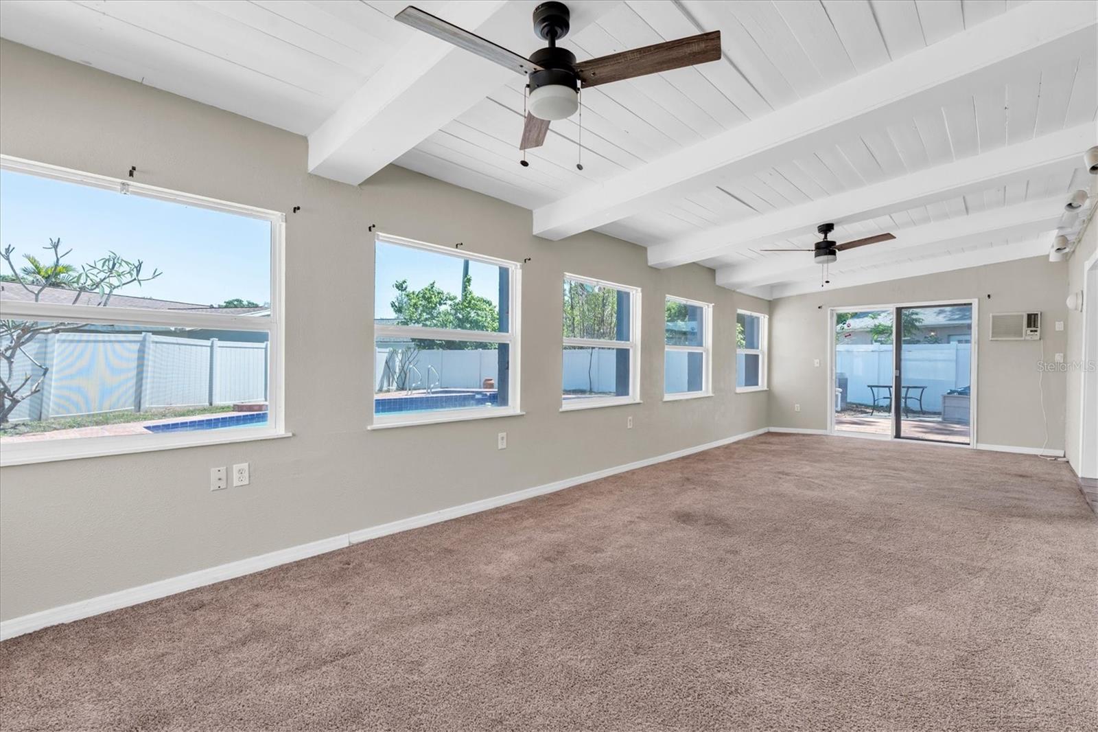 Image 18 of 36 For 12101 74th Street