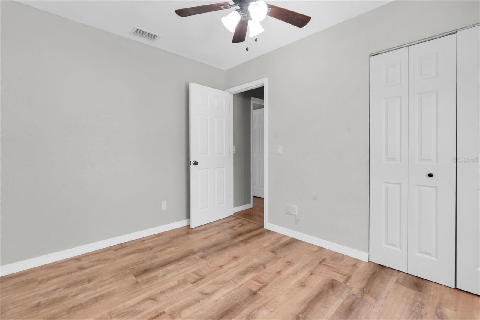 Image 27 of 36 For 12101 74th Street