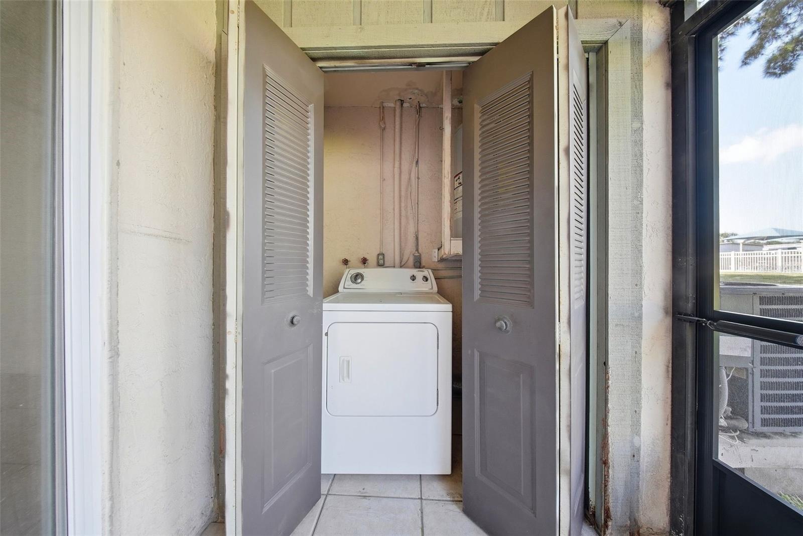 Image 14 of 41 For 2131 Ridge Road S 105