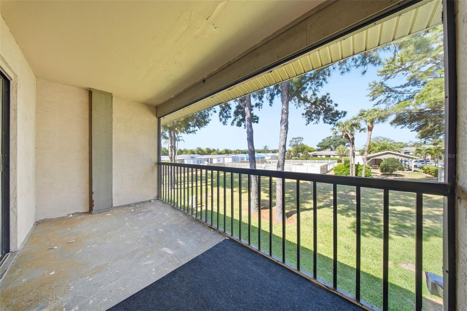 Image 24 of 41 For 2131 Ridge Road S 105