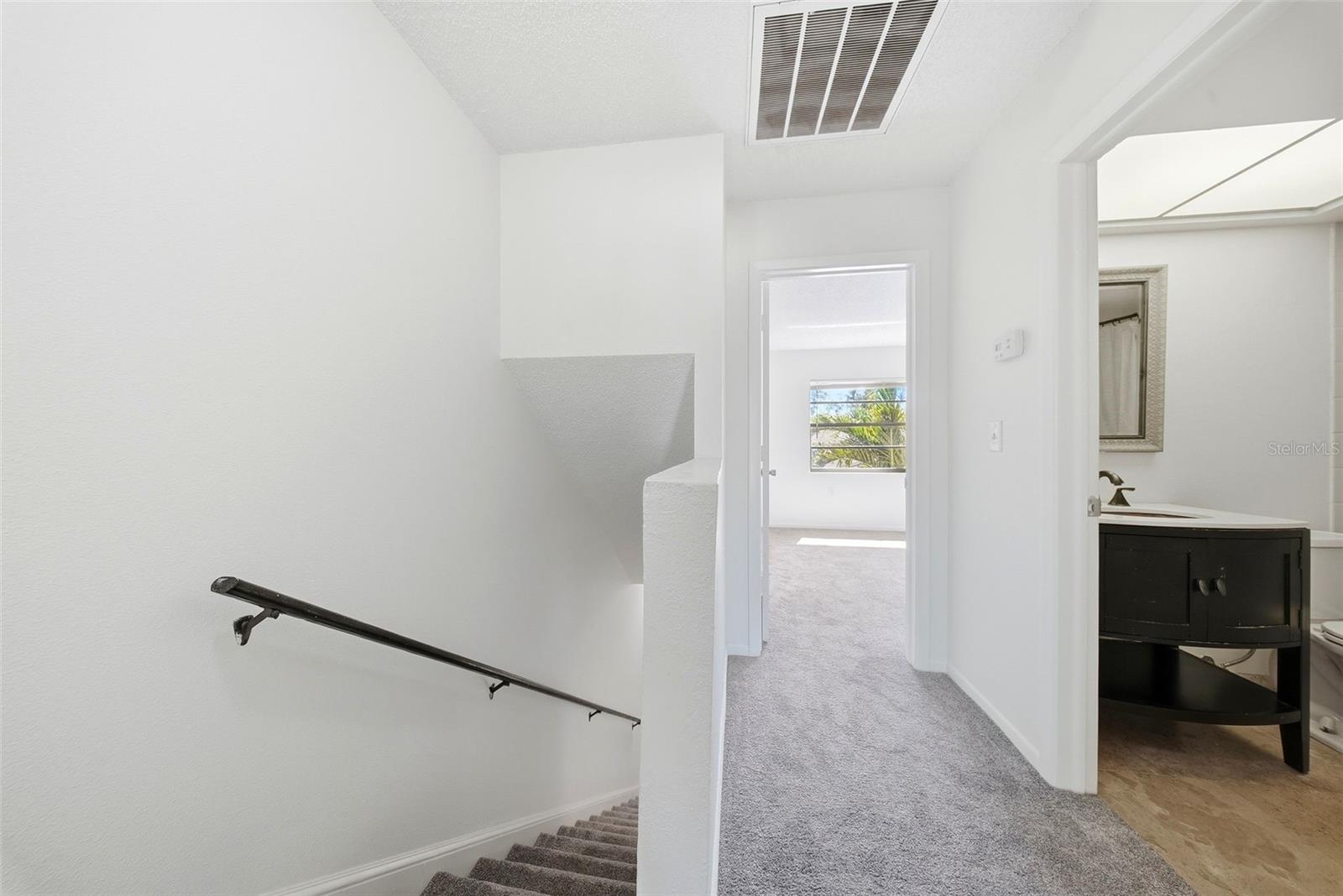 Image 4 of 41 For 2131 Ridge Road S 105