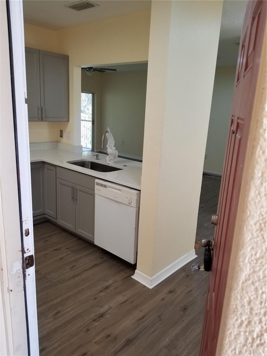Image 2 of 14 For 6022 Portsdale Place 202