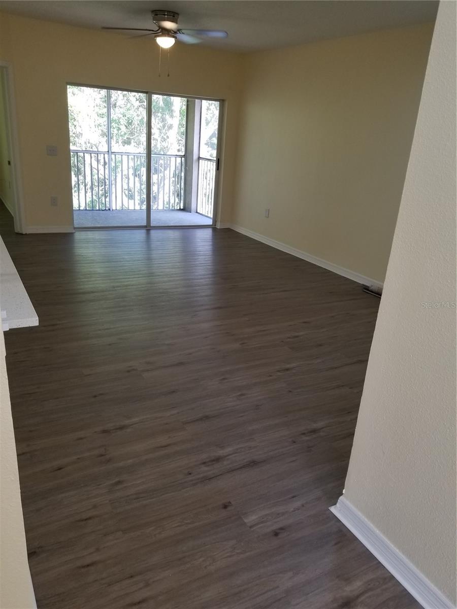 Image 6 of 14 For 6022 Portsdale Place 202
