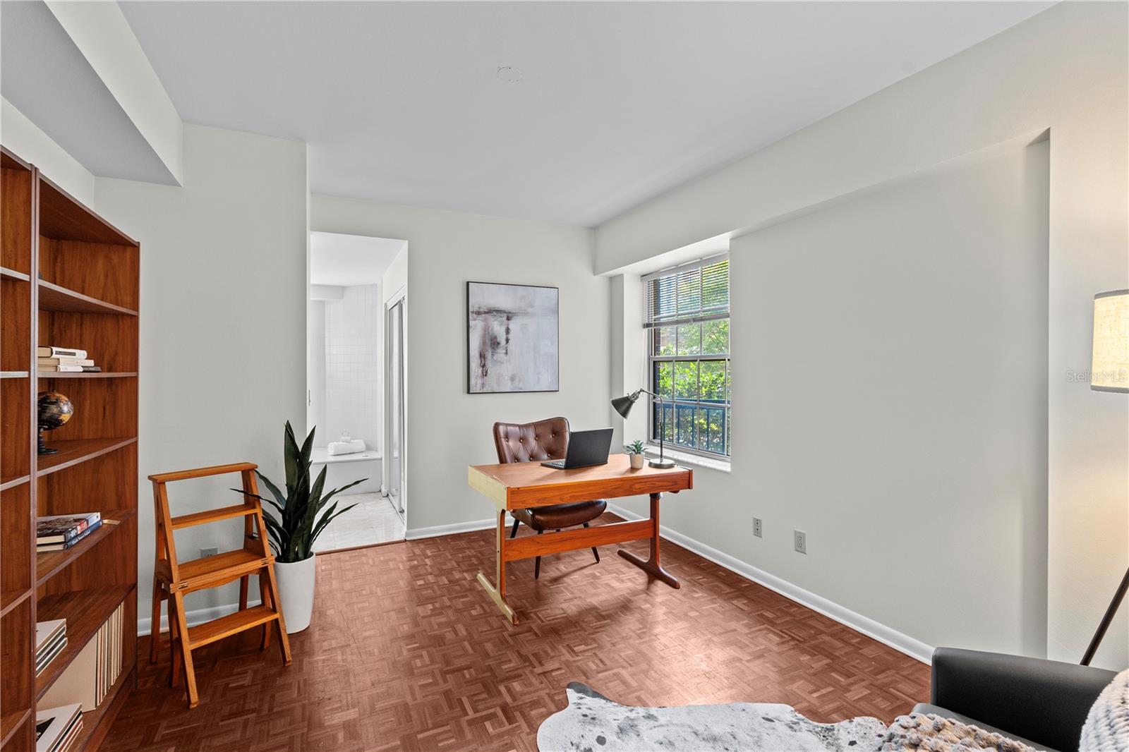 Image 19 of 35 For 707 Seddon Cove Way 707