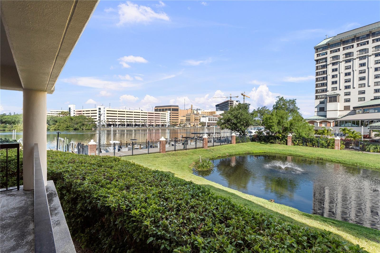 Image 27 of 35 For 707 Seddon Cove Way 707