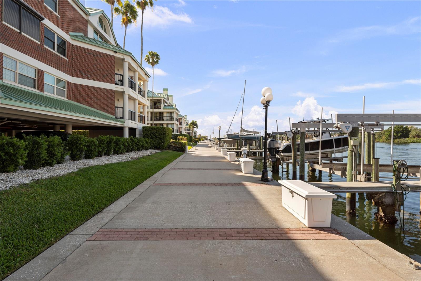 Image 31 of 35 For 707 Seddon Cove Way 707