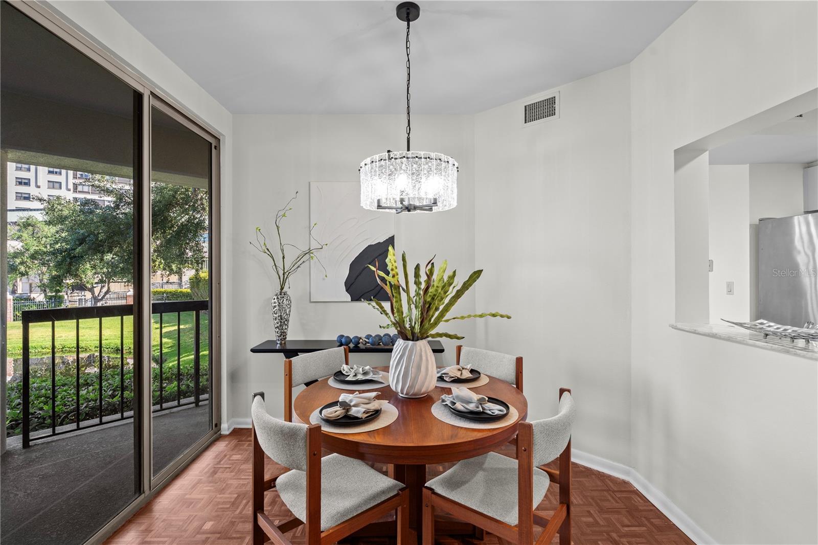 Image 9 of 35 For 707 Seddon Cove Way 707