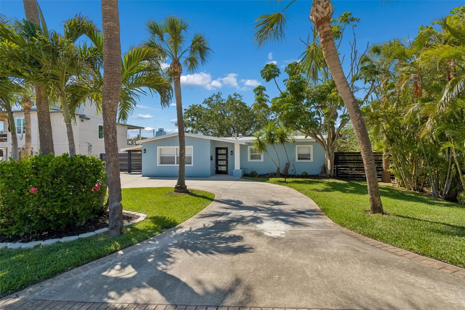 Details for 4790 Shore Acres Boulevard Ne, ST PETERSBURG, FL 33703