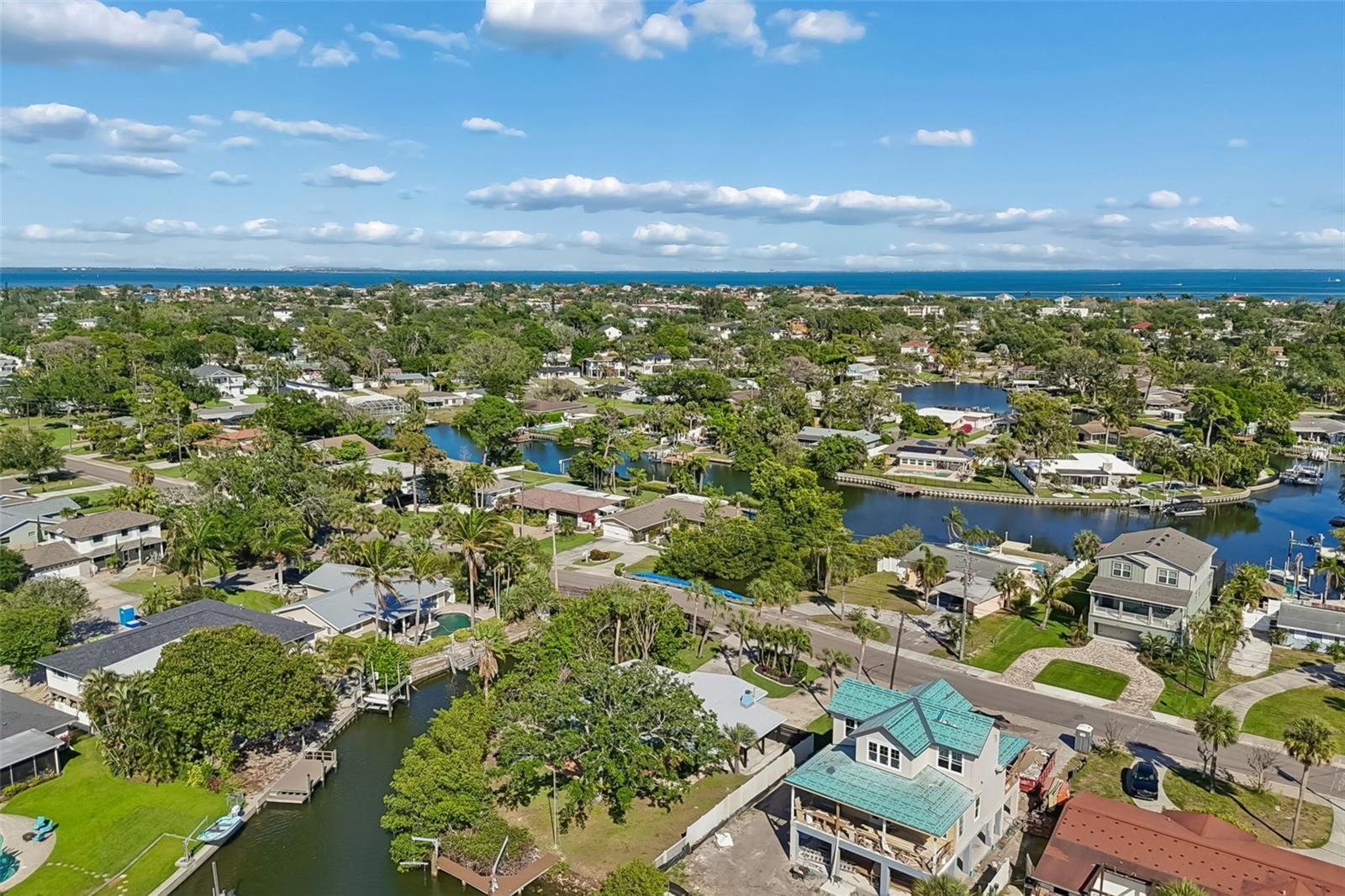 Listing photo id 44 for 4790 Shore Acres Boulevard Ne
