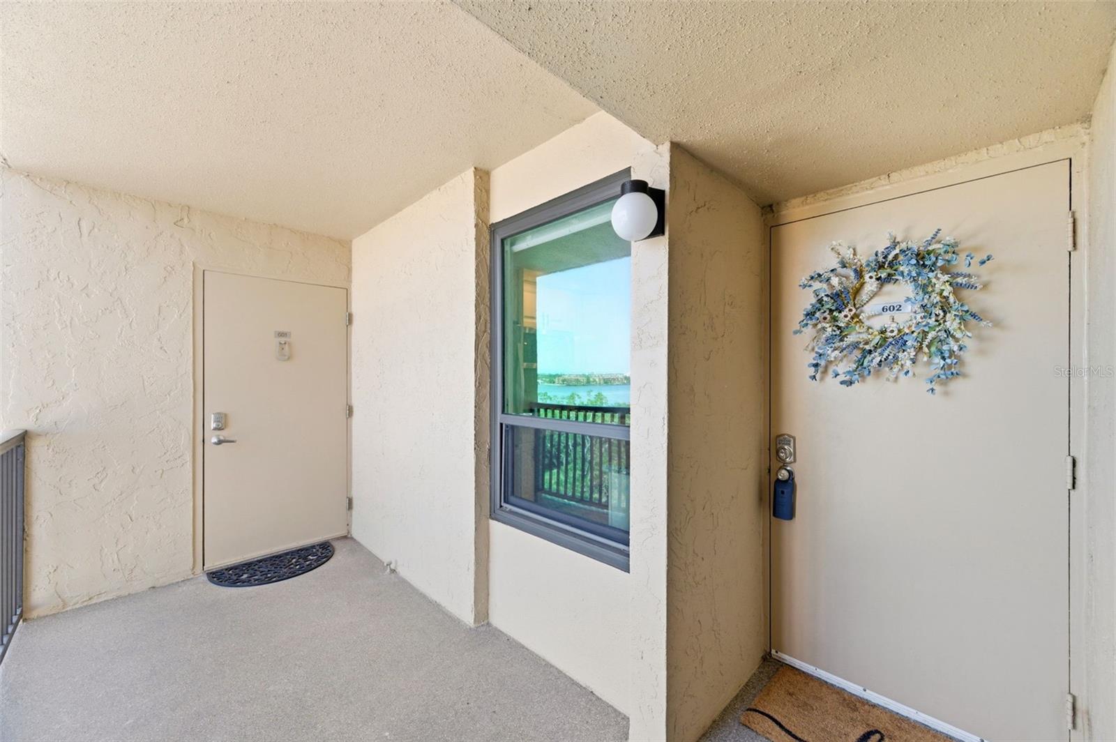 Image 4 of 73 For 2616 Cove Cay Drive 602