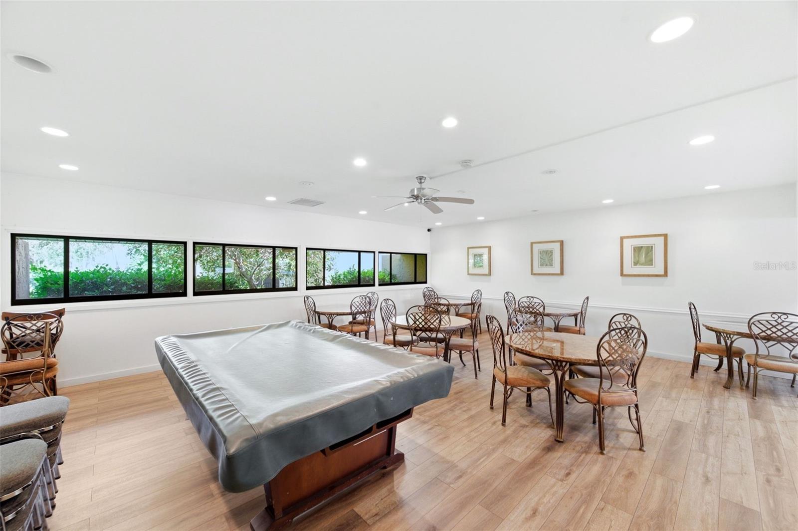 Image 44 of 73 For 2616 Cove Cay Drive 602