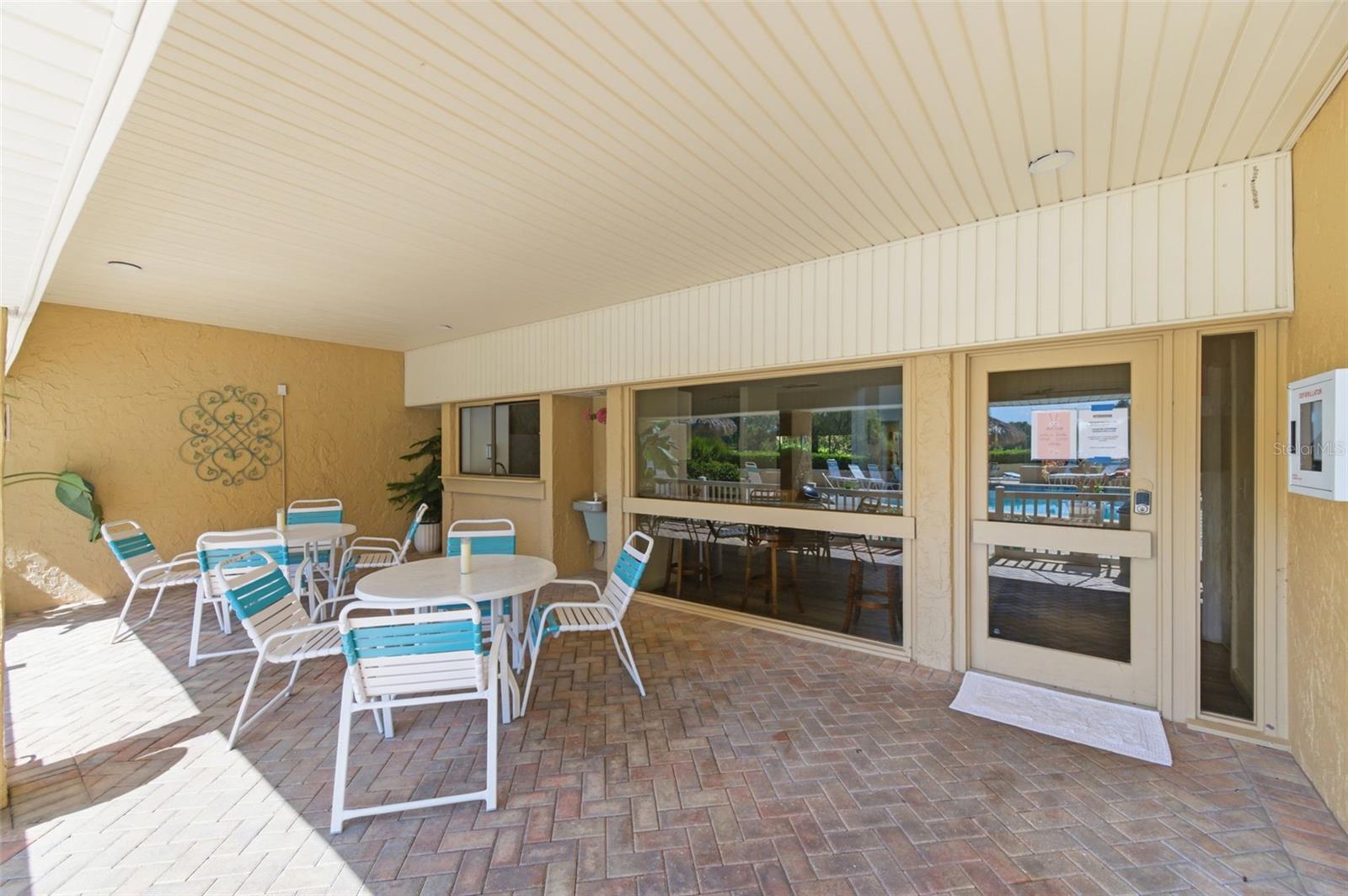 Image 48 of 73 For 2616 Cove Cay Drive 602