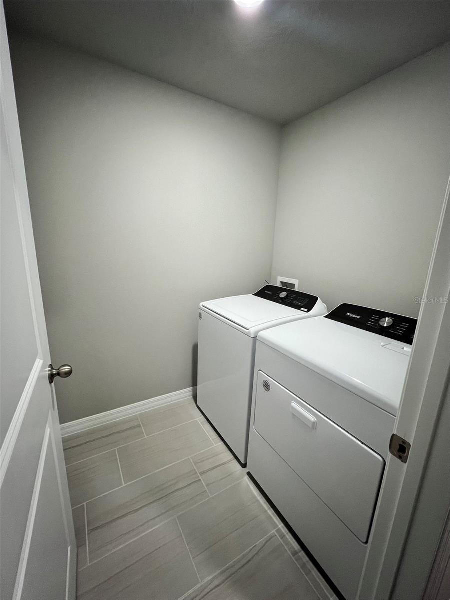 Image 16 of 24 For 7693 Imagination Place