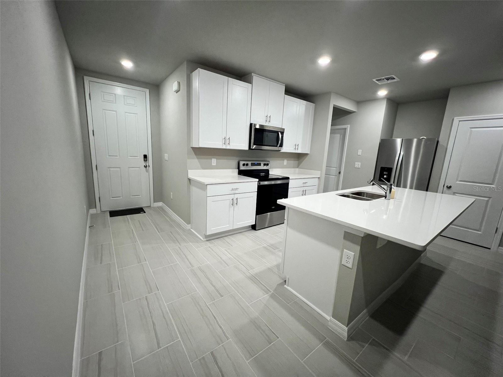 Image 6 of 24 For 7693 Imagination Place