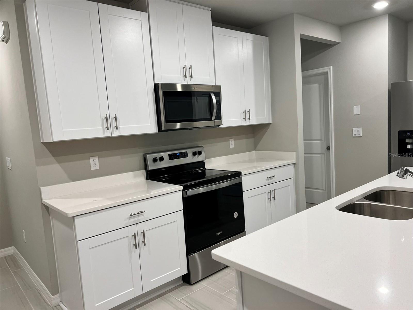 Image 7 of 24 For 7693 Imagination Place