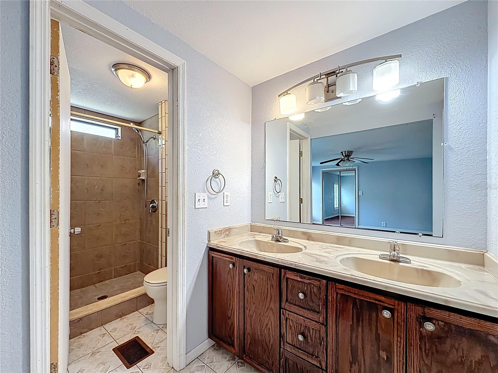 Image 22 of 41 For 7429 Revere Lane