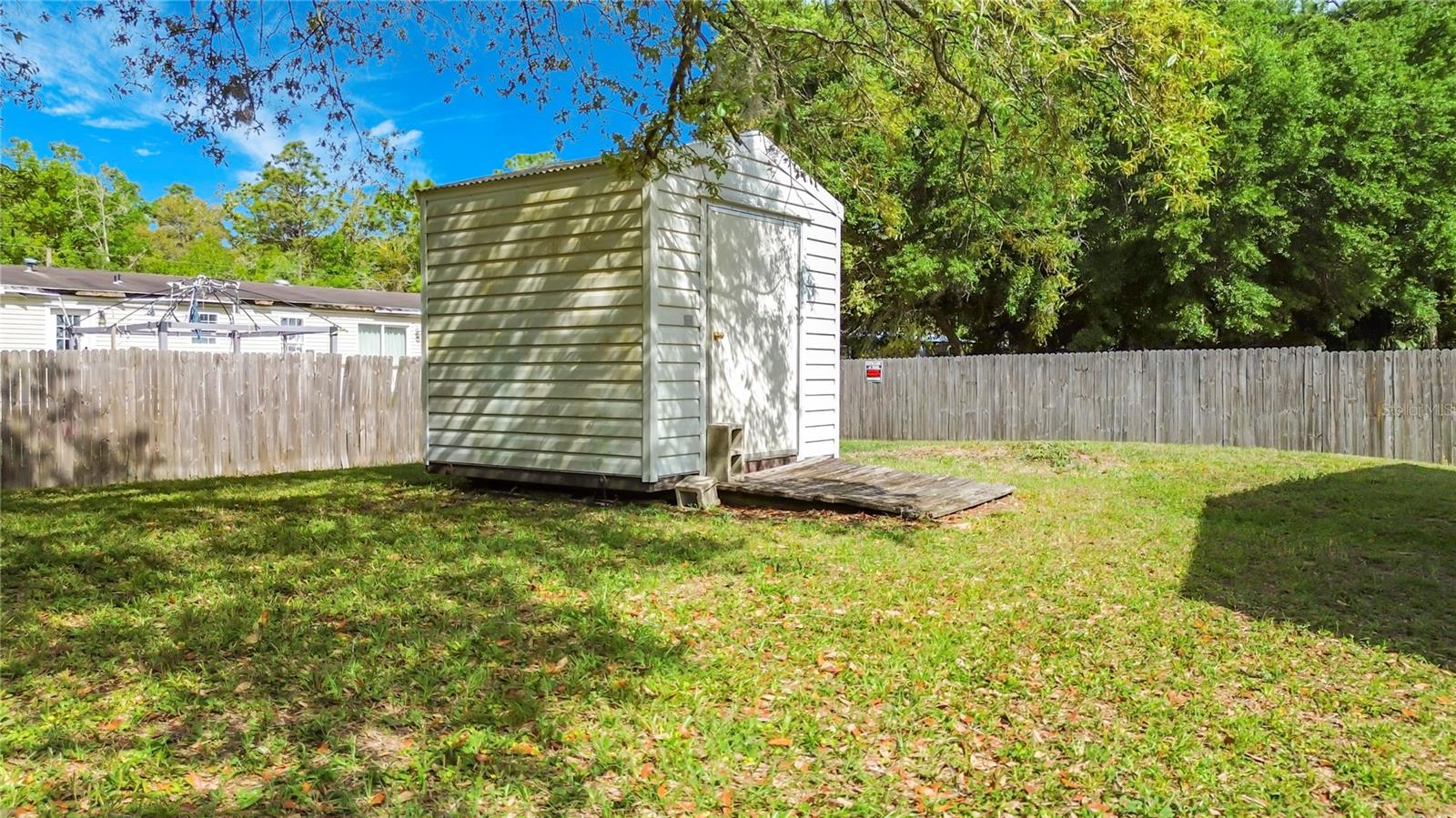 Image 32 of 41 For 7429 Revere Lane