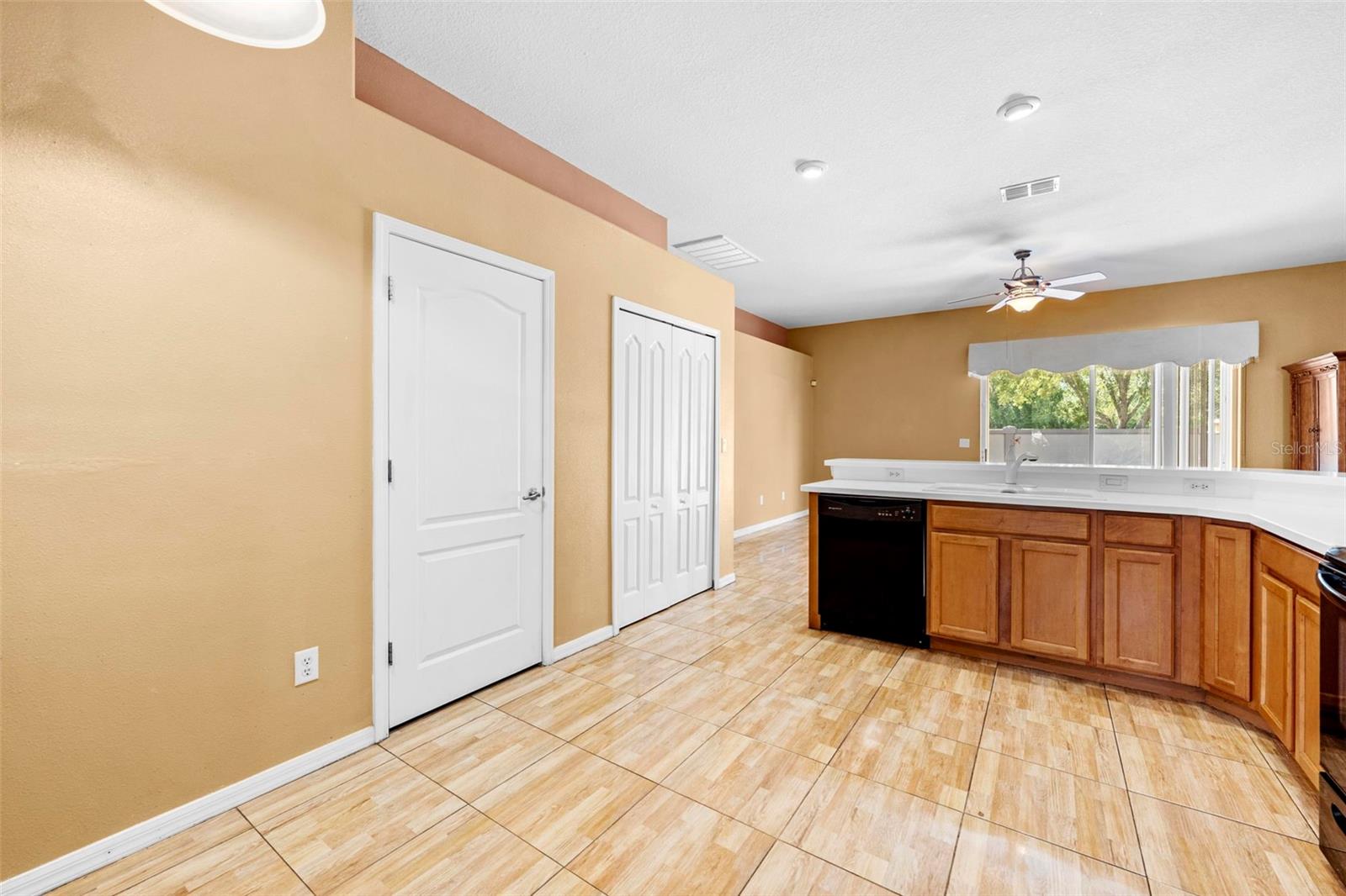 Image 14 of 42 For 4211 Blakemore Place