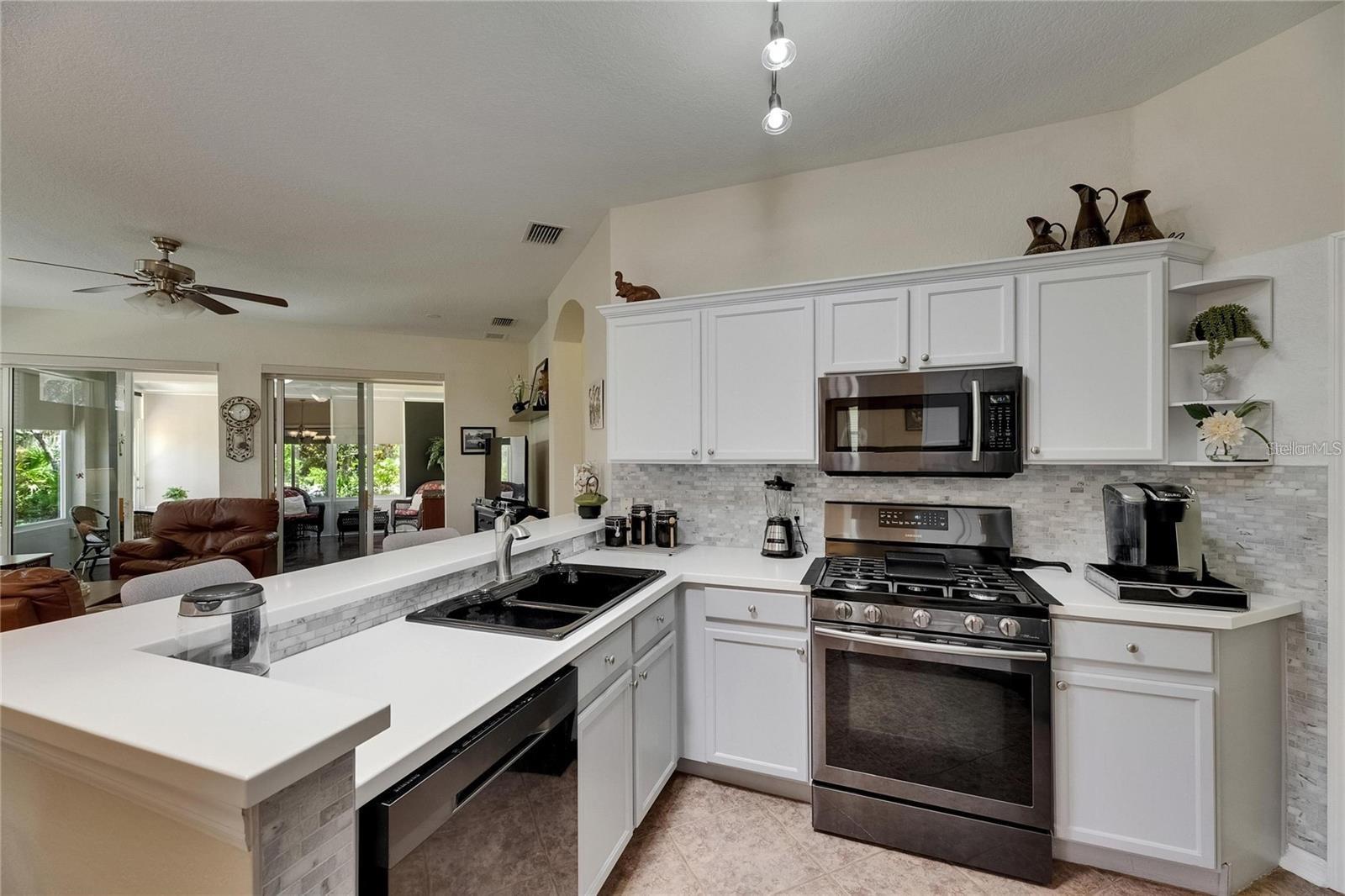 Image 13 of 61 For 2068 Sifield Greens Way