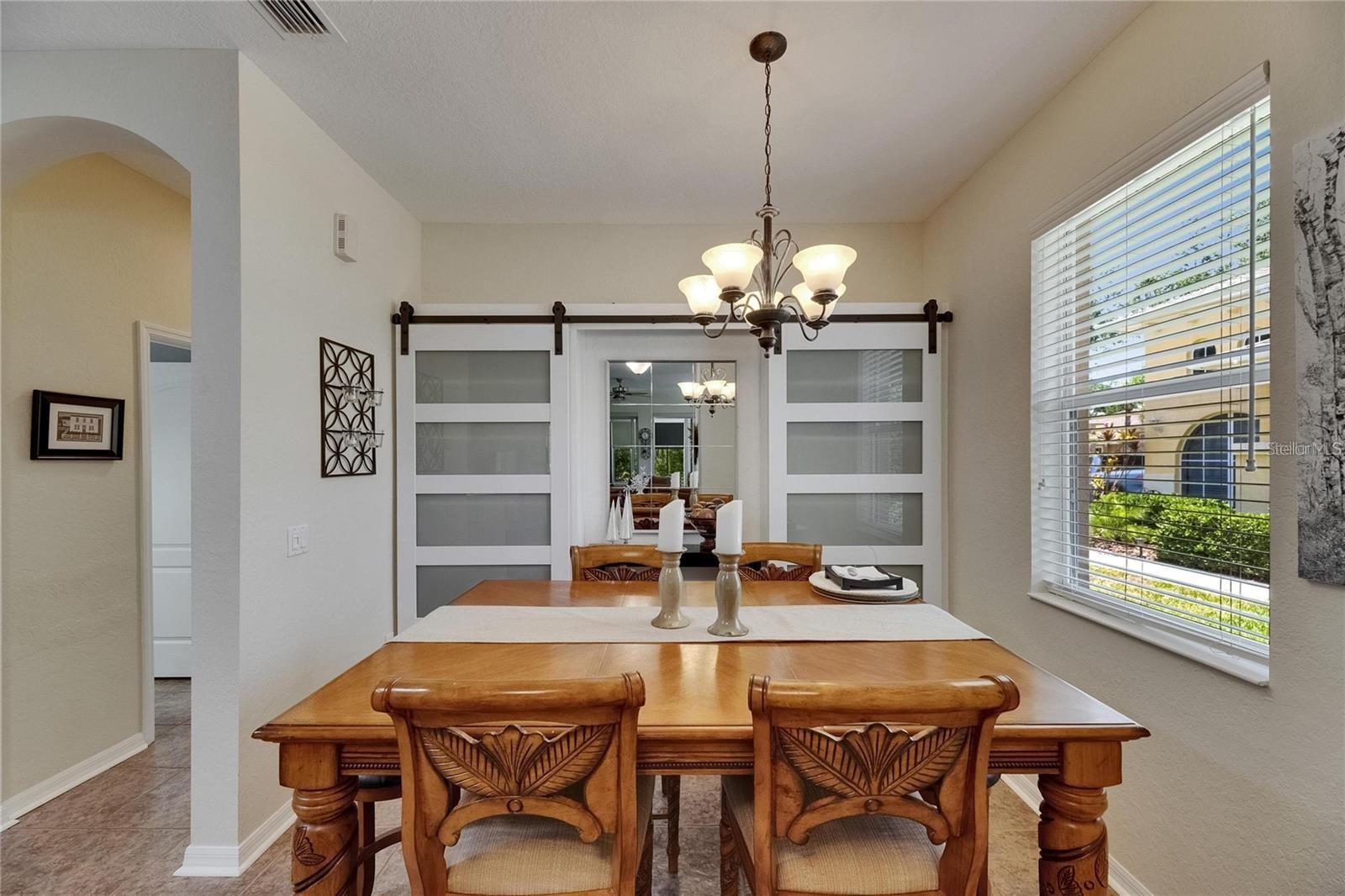 Image 19 of 61 For 2068 Sifield Greens Way