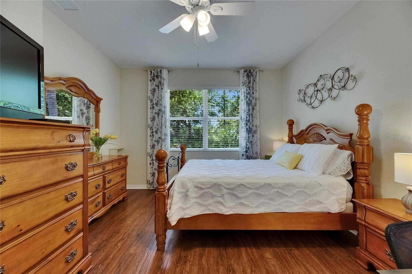 Image 26 of 61 For 2068 Sifield Greens Way