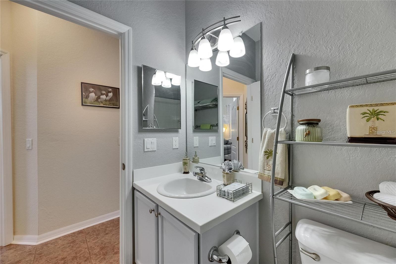 Image 34 of 61 For 2068 Sifield Greens Way