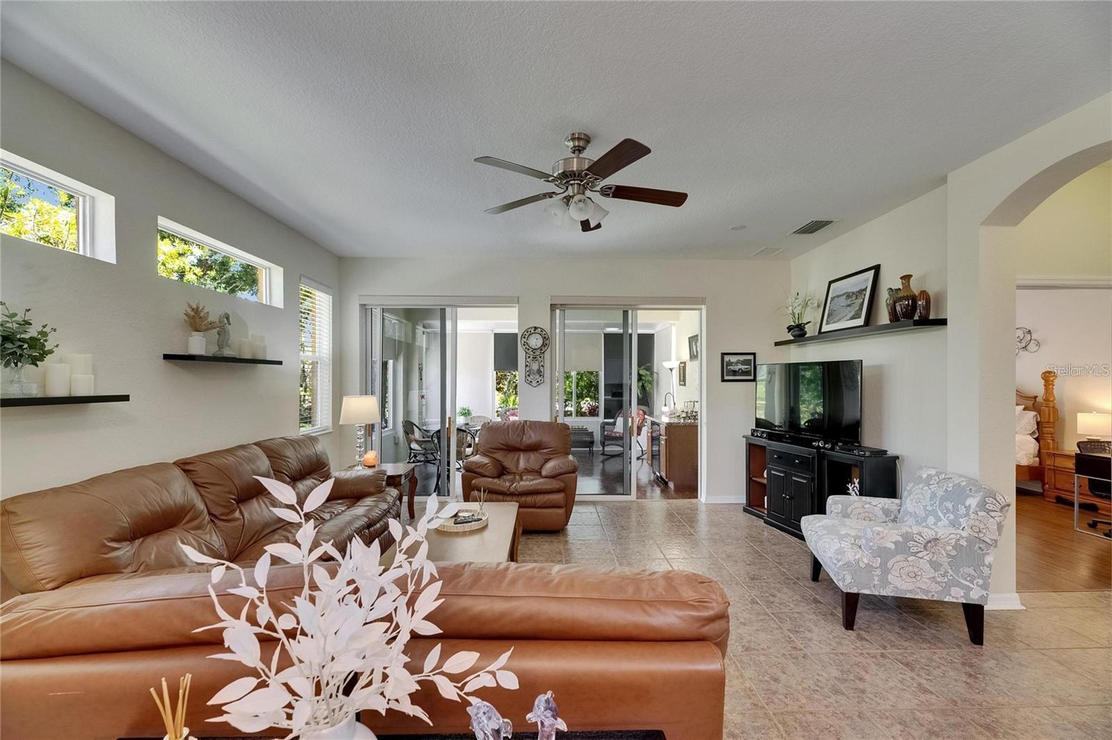 Image 5 of 61 For 2068 Sifield Greens Way