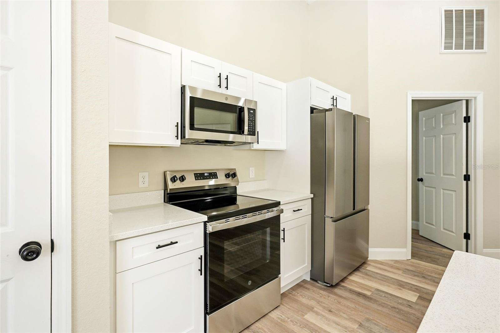 Image 11 of 38 For 3690 56th Terrace
