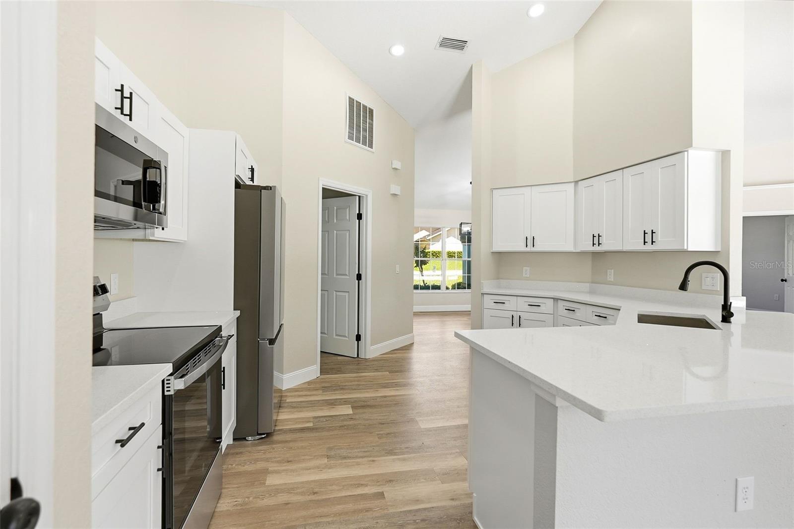 Image 12 of 38 For 3690 56th Terrace