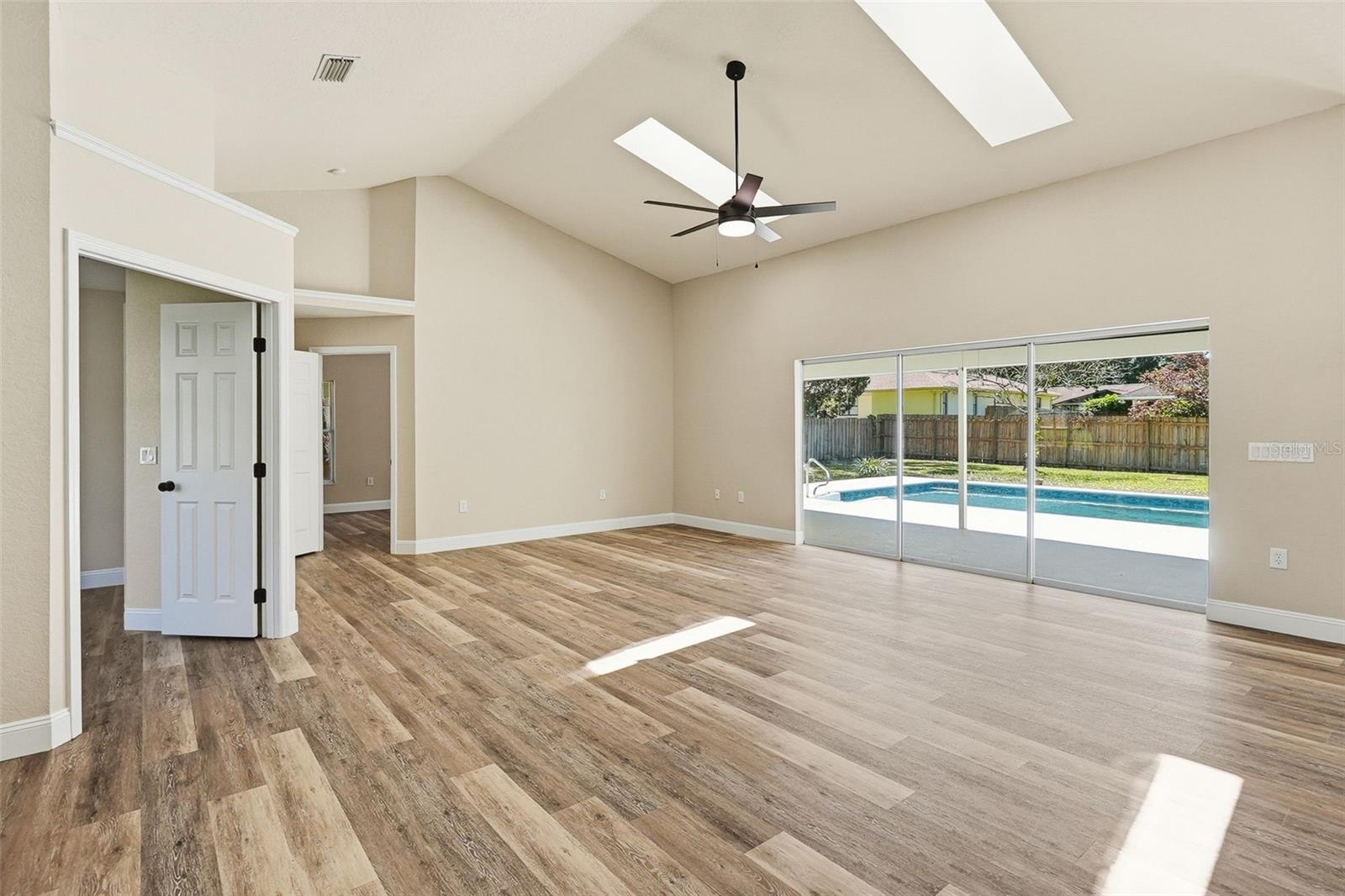 Image 6 of 38 For 3690 56th Terrace
