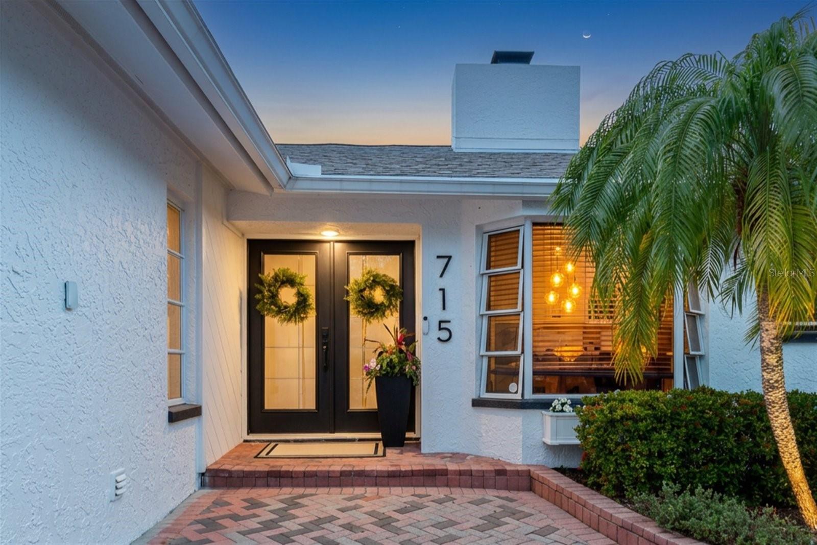 Image 2 of 25 For 715 Rolling Hills Drive