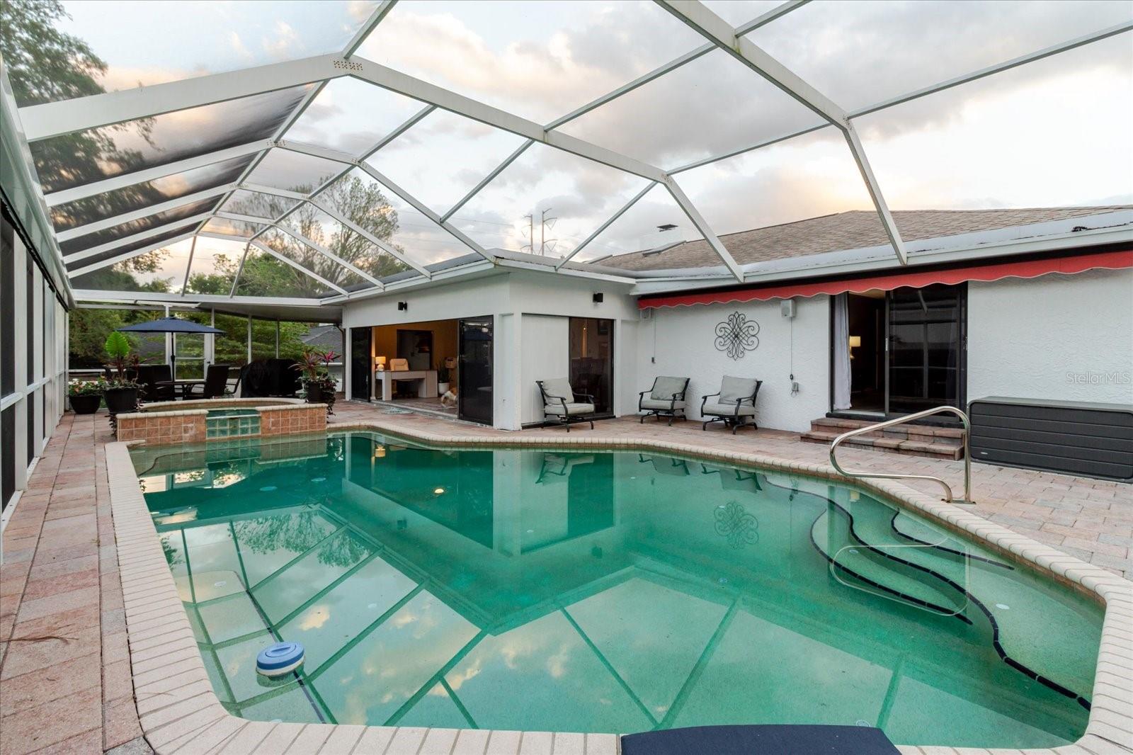 Image 20 of 25 For 715 Rolling Hills Drive