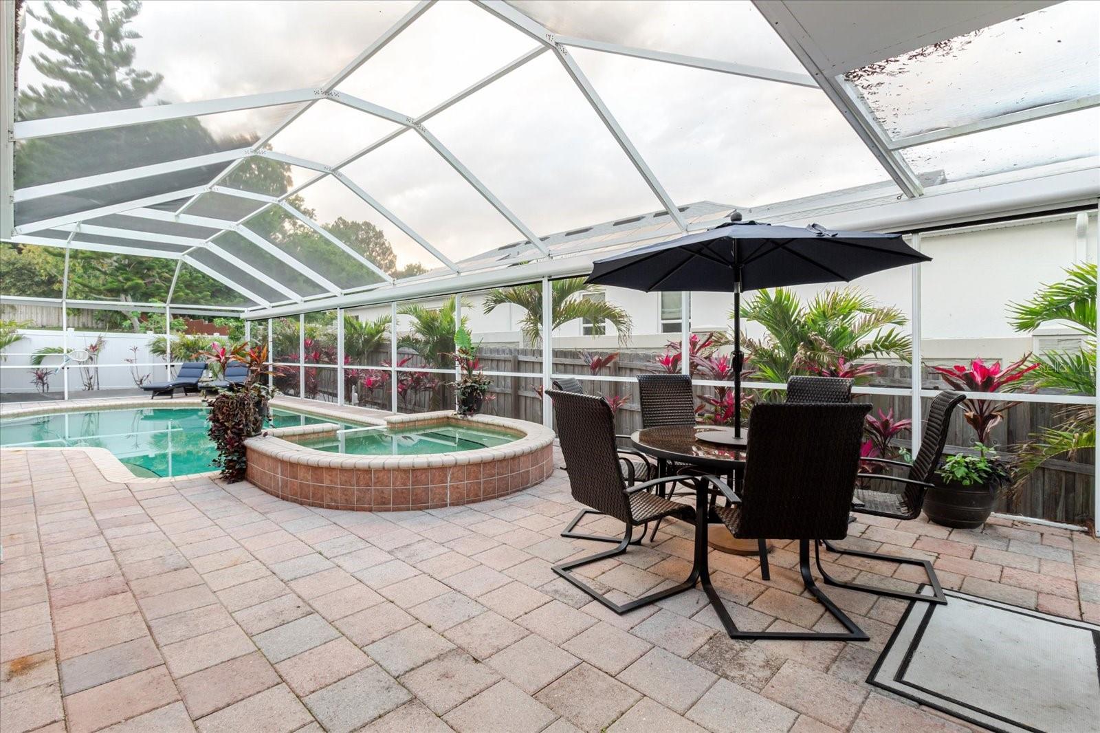 Image 21 of 25 For 715 Rolling Hills Drive