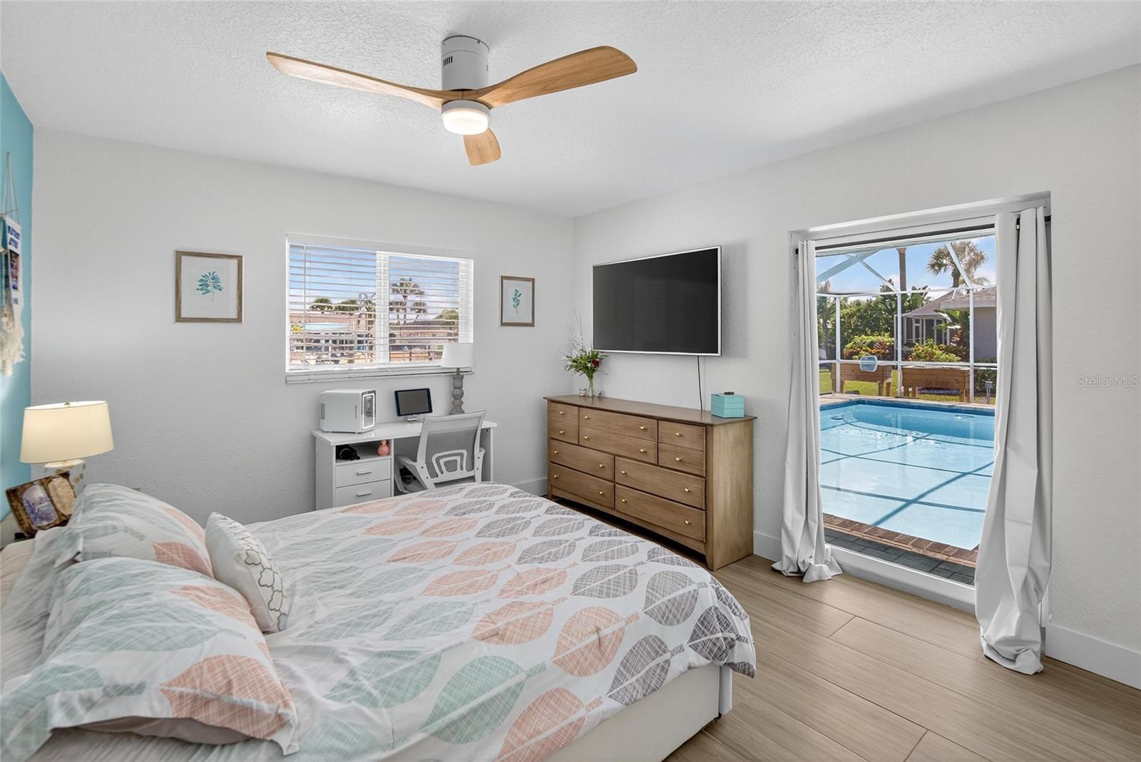 Image 18 of 27 For 6337 Cocoa Lane