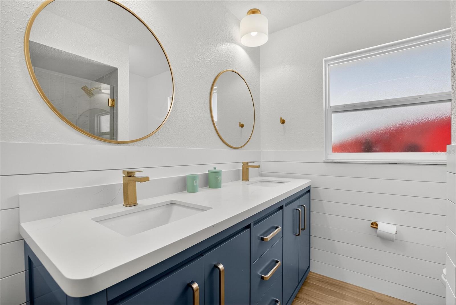 Image 21 of 27 For 6337 Cocoa Lane