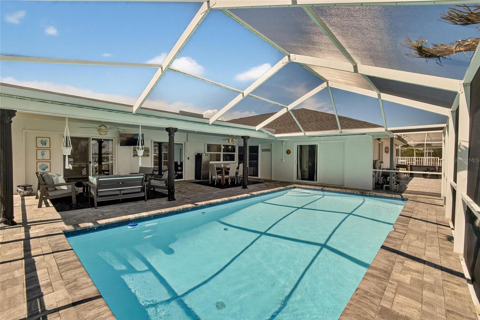 Image 23 of 27 For 6337 Cocoa Lane