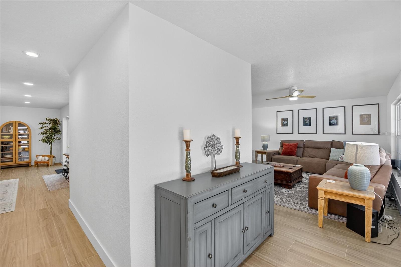 Image 6 of 27 For 6337 Cocoa Lane