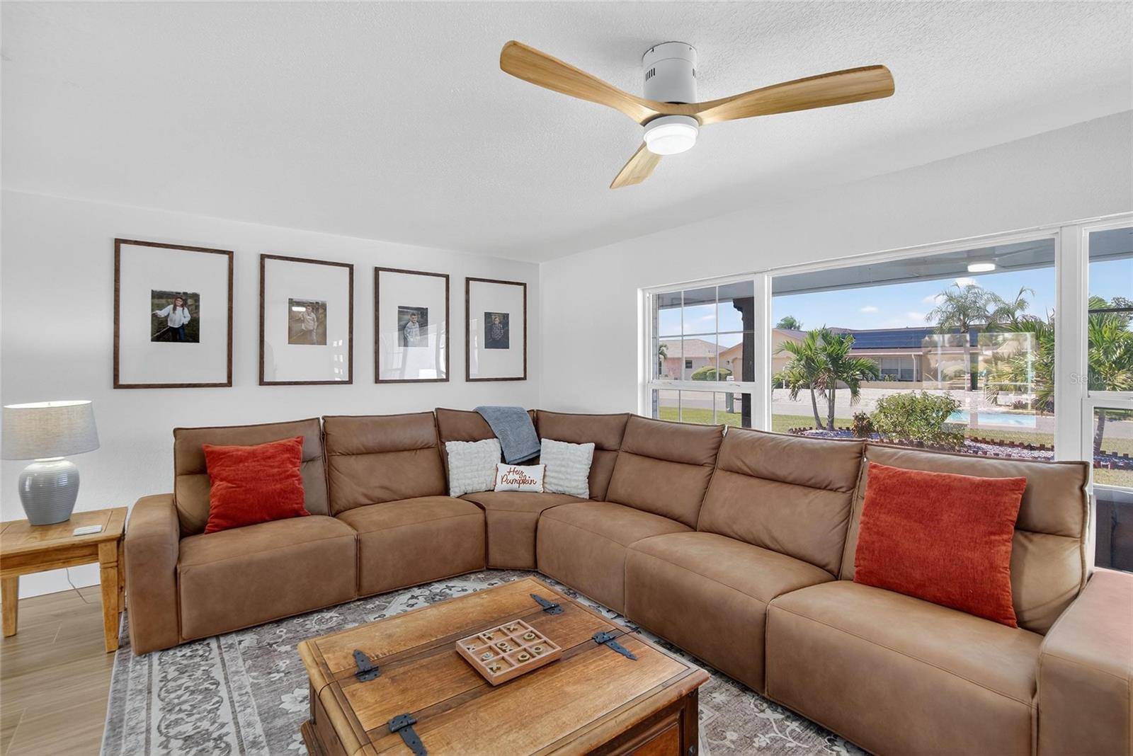 Image 8 of 27 For 6337 Cocoa Lane