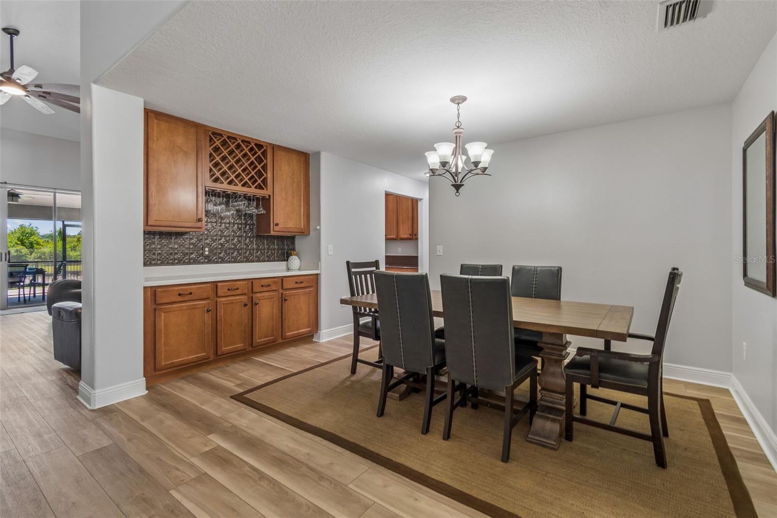 Image 17 of 100 For 2336 Nesslewood Drive