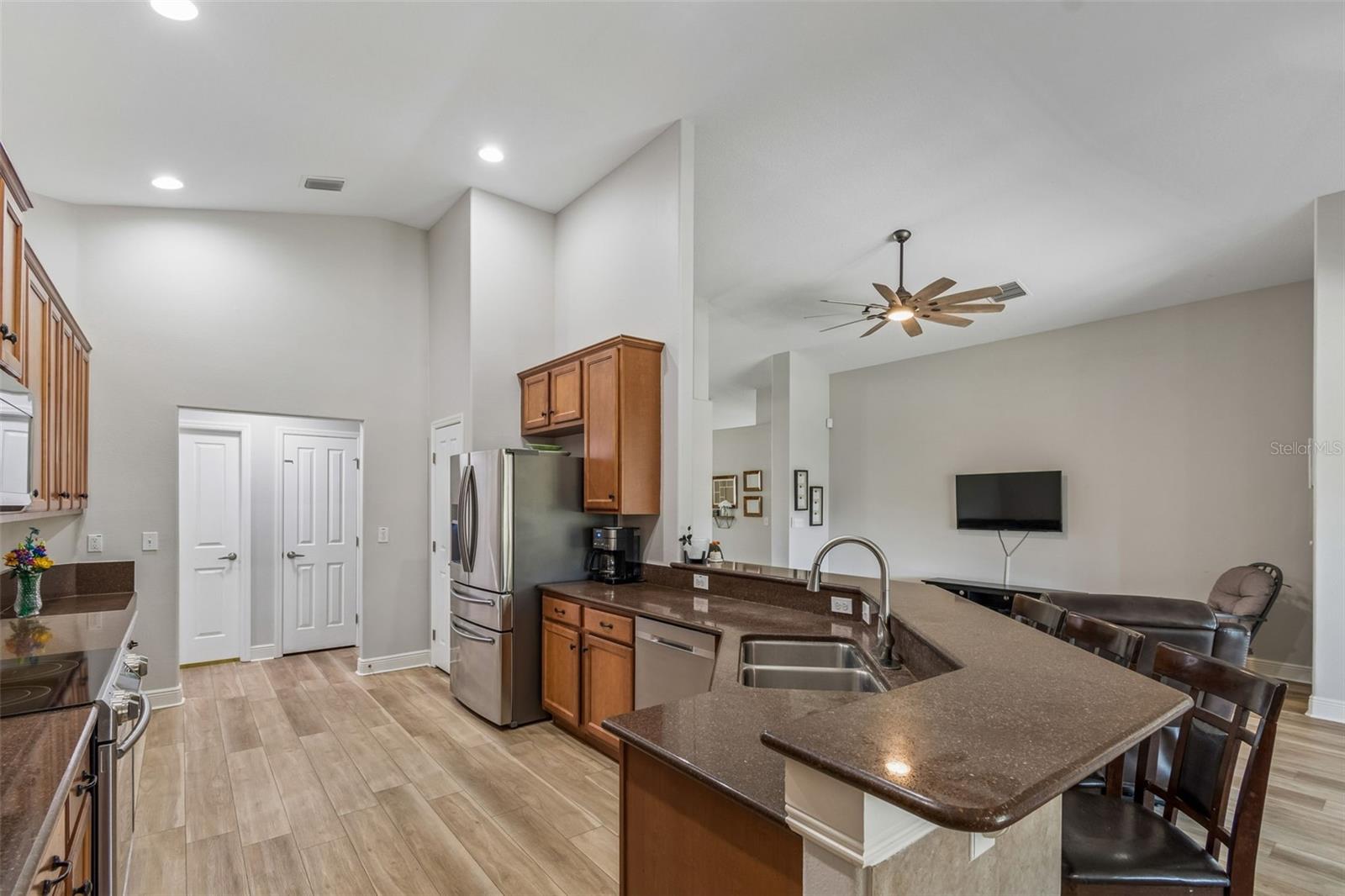 Image 25 of 100 For 2336 Nesslewood Drive