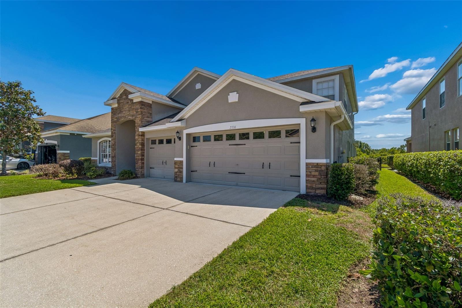 Image 3 of 100 For 2336 Nesslewood Drive