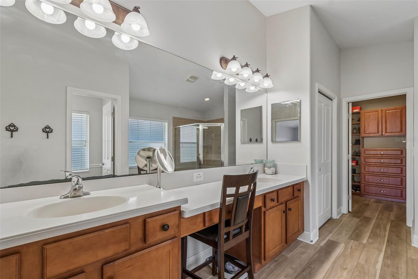 Image 35 of 100 For 2336 Nesslewood Drive