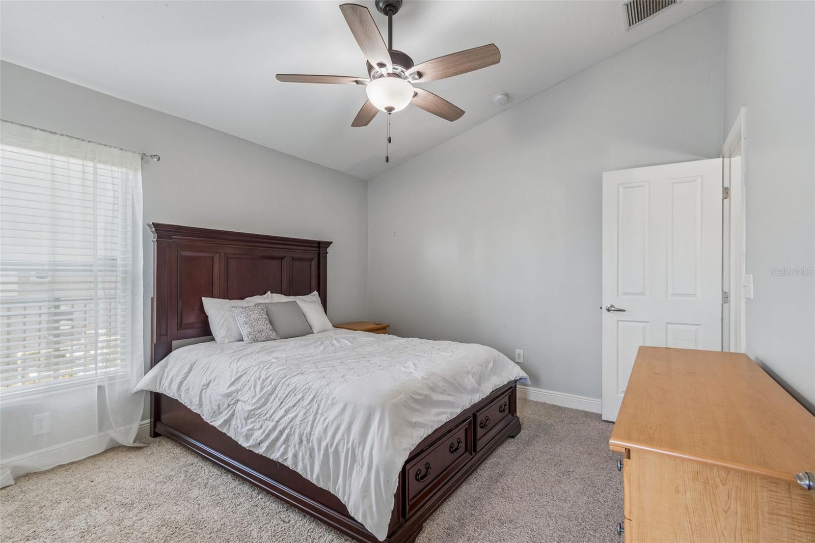 Image 40 of 100 For 2336 Nesslewood Drive