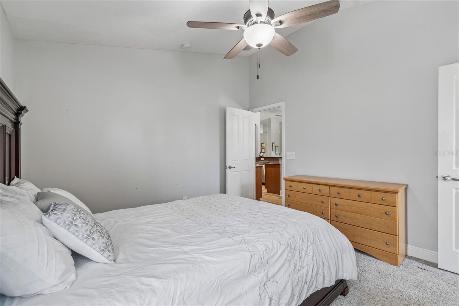 Image 41 of 100 For 2336 Nesslewood Drive