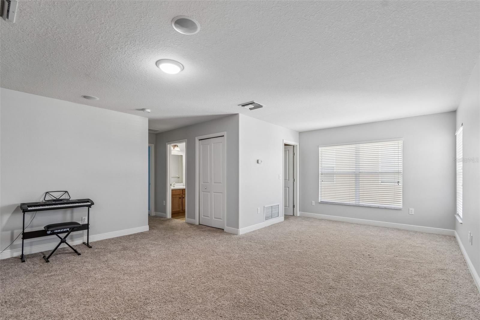 Image 51 of 100 For 2336 Nesslewood Drive