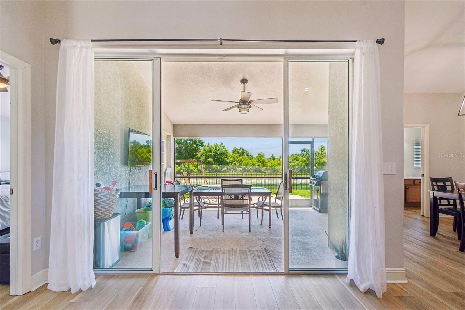 Image 61 of 100 For 2336 Nesslewood Drive