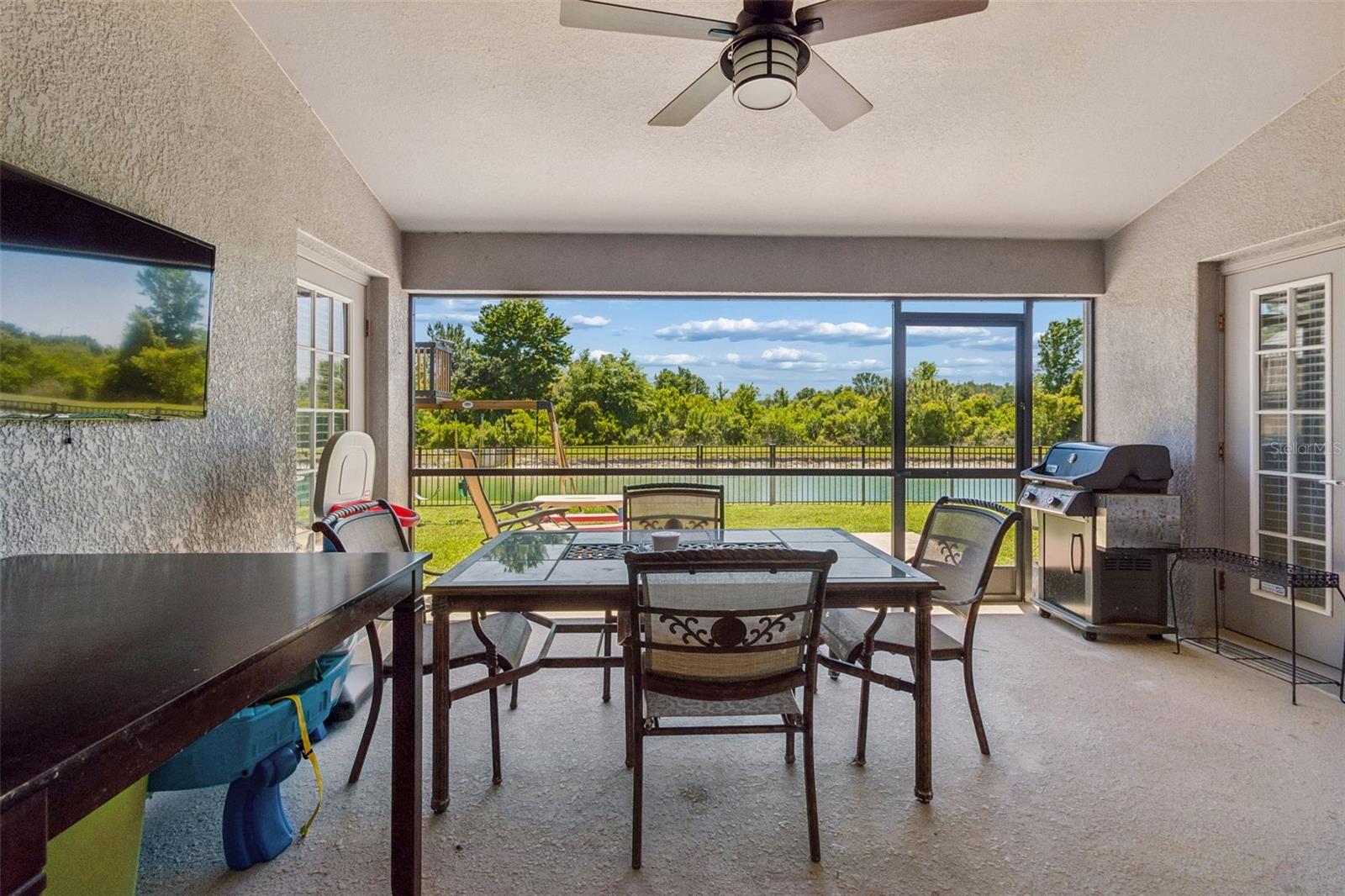 Image 62 of 100 For 2336 Nesslewood Drive