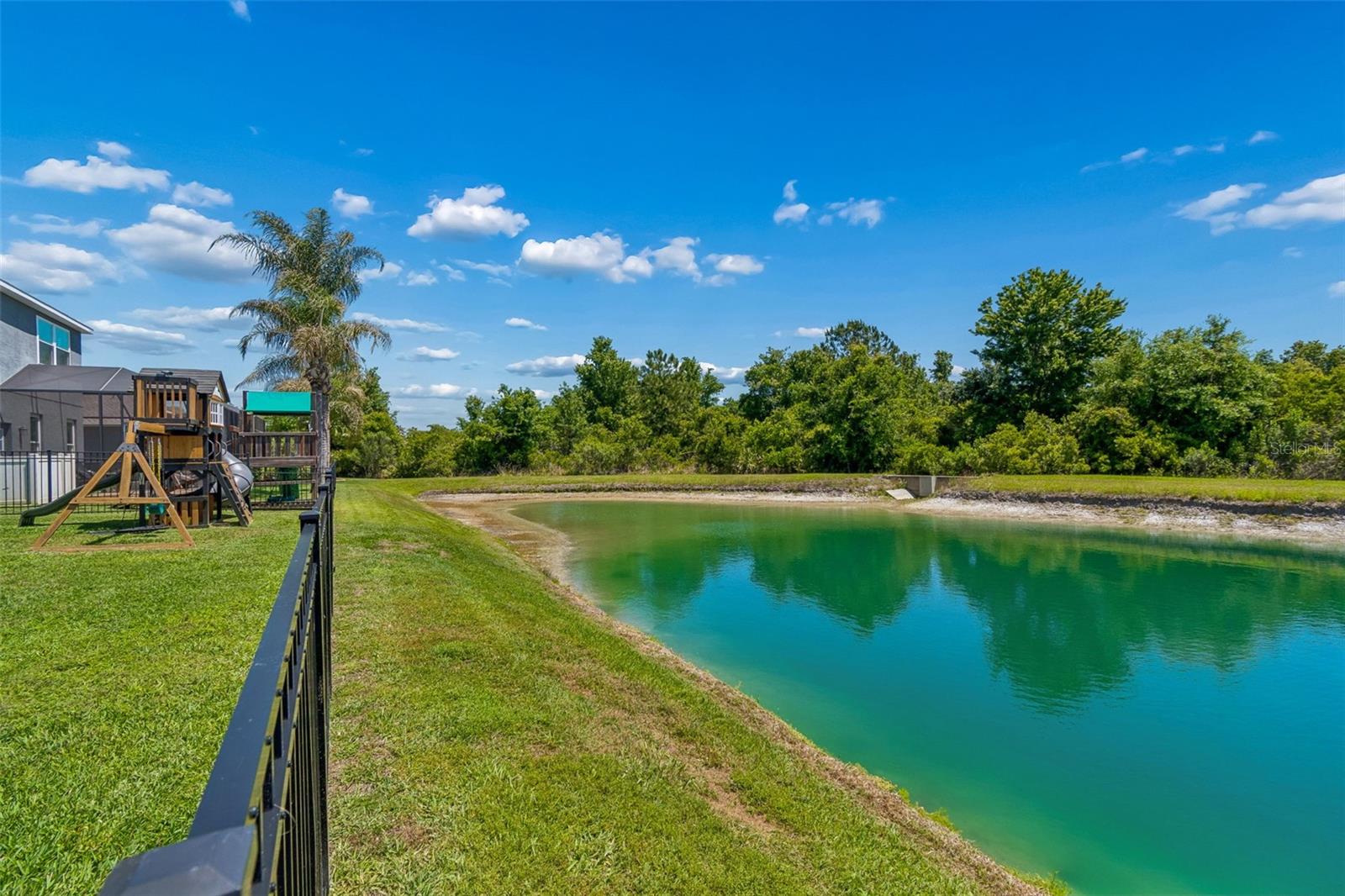 Image 68 of 100 For 2336 Nesslewood Drive