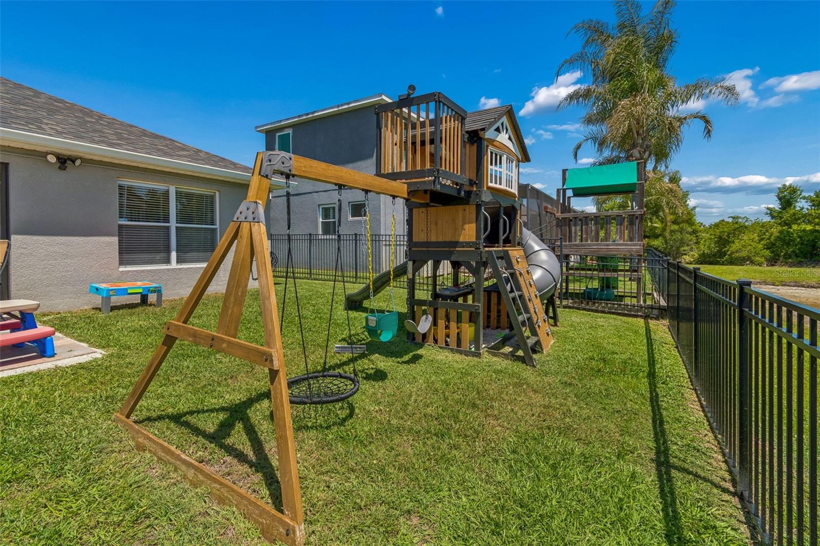 Image 70 of 100 For 2336 Nesslewood Drive